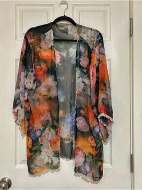 Sheer Floral Kimono with Lace Trim Open Front One Size